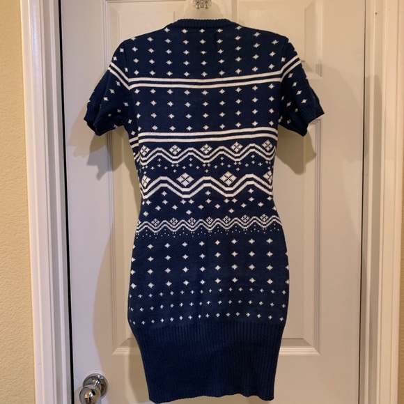 🎁 Tipsy Elves Naughty Christmas Sweater Dress 🦌 - Picture 3 of 9